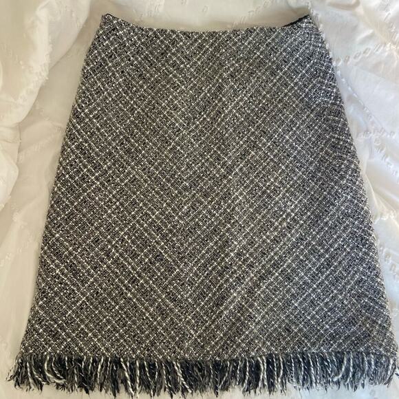 apostrophe wool skirt blend black white gray with fringe 8 pencil skirt - Picture 5 of 6